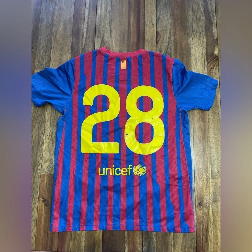 Nike Kids FC Barcelona 2011/2012 home football shirt